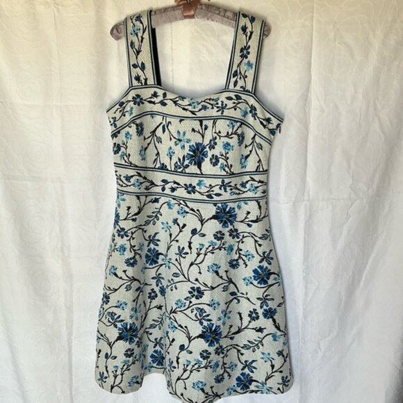 ANTHROPOLGIE MAEVE blue and white floral print A-line dress. Size X-large. - Picture 2 of 10